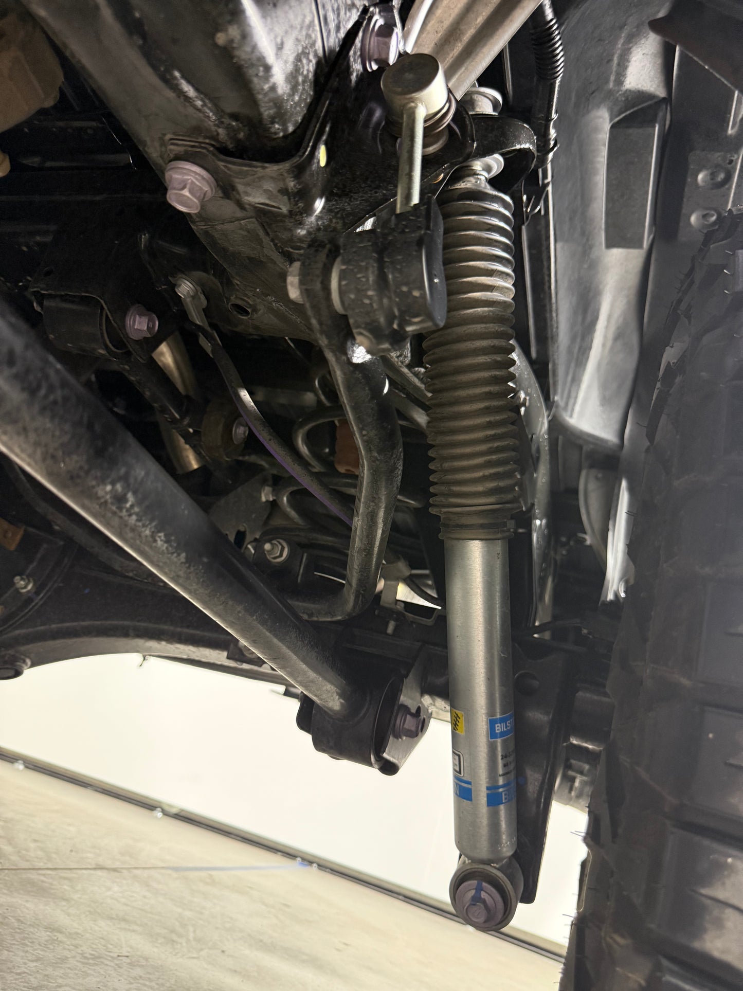2025 Tundra 1.75" Bilstein 5100 Level Lift Package (Dealer Installed)
